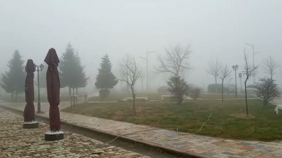 VIDEO/ 1 Janari në Kukës, qyteti zgjohet nën pushtetin e mjegullës