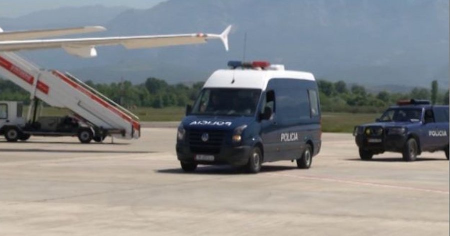 EMRI/ I dënuar në Shqipëri për prostitucion, ekstradohet nga Italia 51-vjeçari