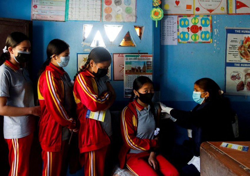 Nepali mbyll shkollat pas rritjes së rasteve me COVID-19