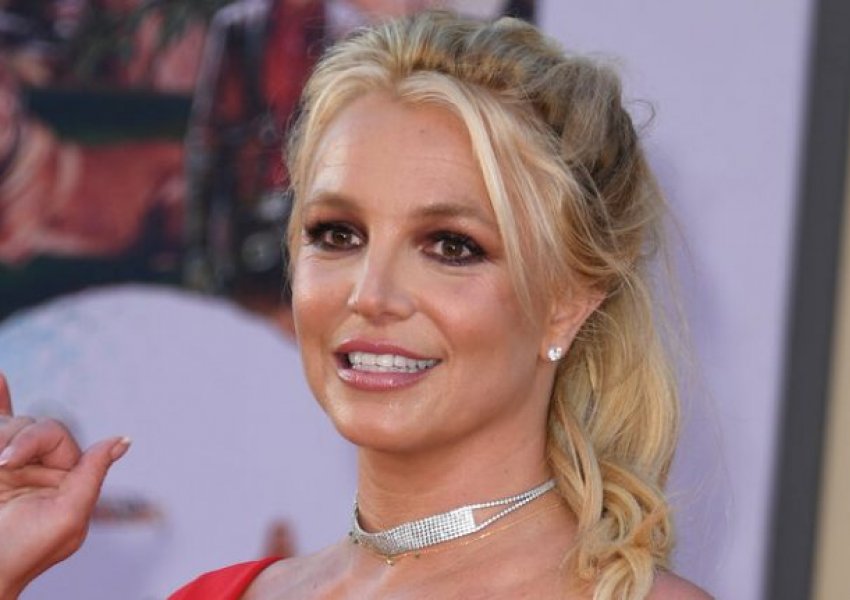 Si po ecin gjërat mes Britney Spears dhe familjes së saj