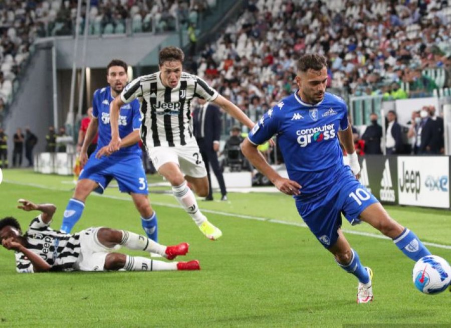 E bujshme/ Juventusi në emergjencë në fazën sulmuese, hedh sytë nga Nedim Bajrami