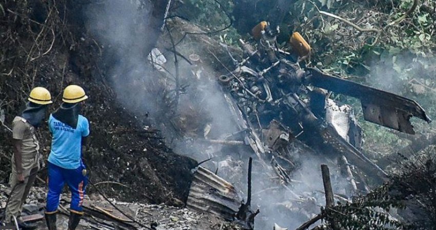 Përplasja e helikopterit që la 13 të vdekur, përfshirë komandantin e lartë të Indisë, ndodhi nga moti i keq