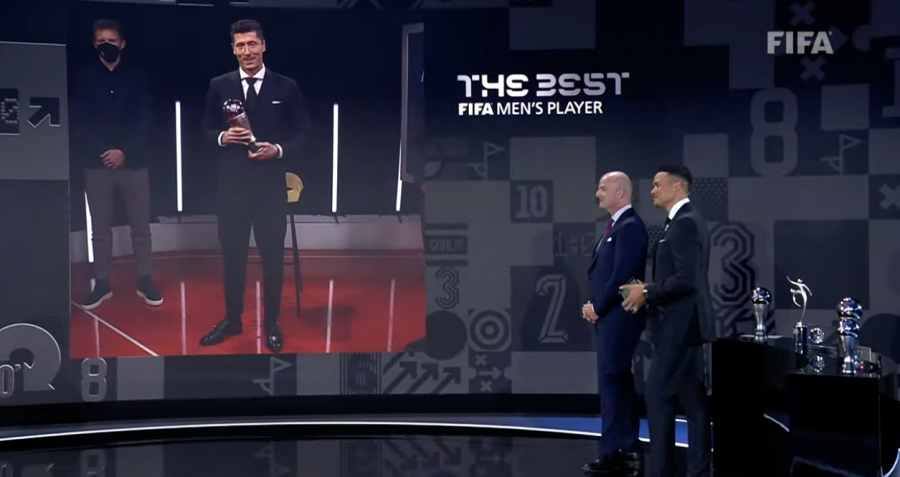 ‘FIFA The Best’/ Robert Lewandowski shpallet lojtari më i mirë i vitit