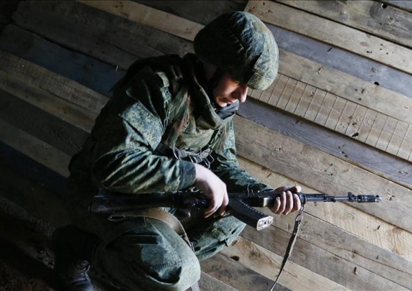 Tensionet me Rusinë, Britania e Madhe furnizon me armatime Ukrainën