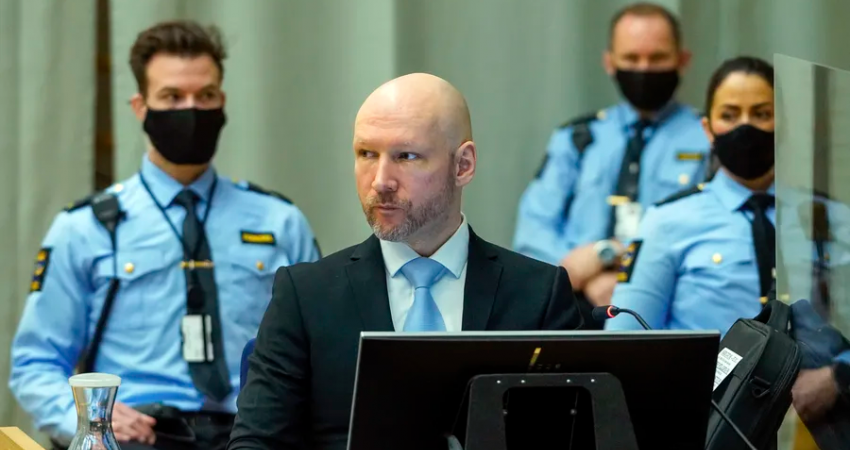 Vrasësi masiv i Norvegjisë kërkon lirimin, psikiatrja: Mos i zini besë 