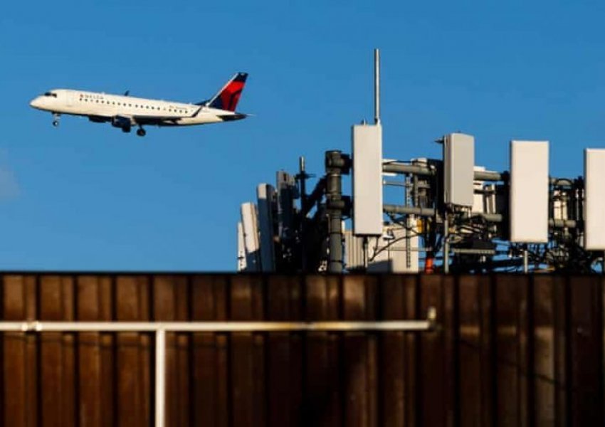 Kompanitë ajrore anulojnë qindra fluturime për në SHBA për shkak të rrjetit 5G