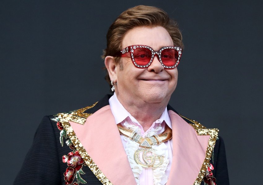 Elton John rikthehet me turneun botëror ‘Yellow Brick Road’