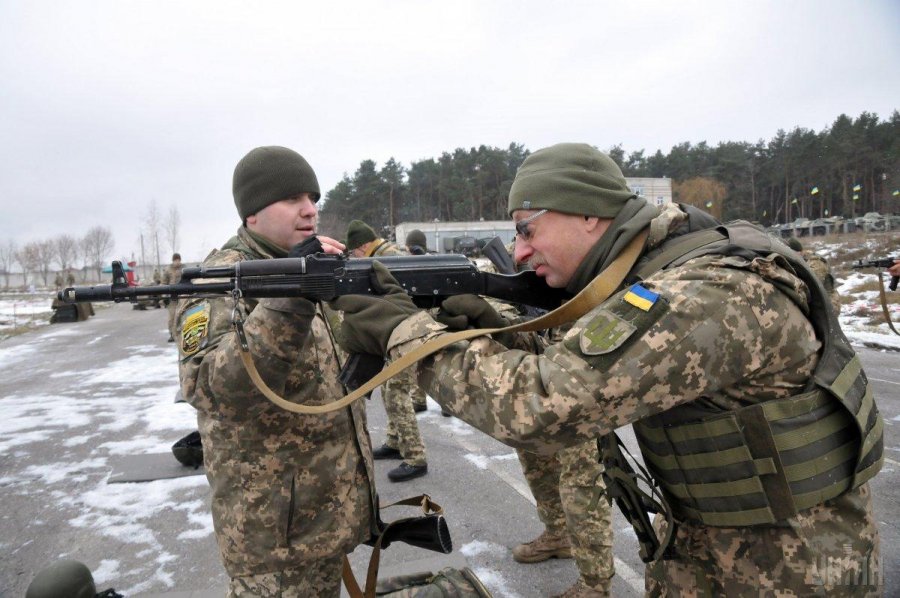 Nis furnizimi i Ukrainës me armë, SHBA u jep dritën jeshile 3 vendeve të NATO-s