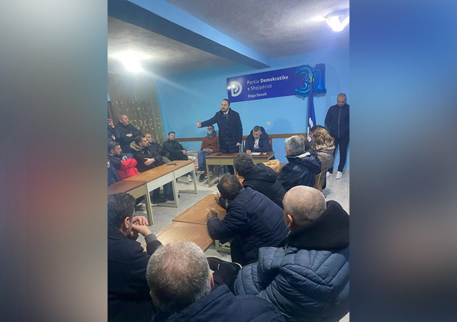 Demokratët marrin selinë në Korçë, Salianji ‘krihet’ në një kotec në Devoll