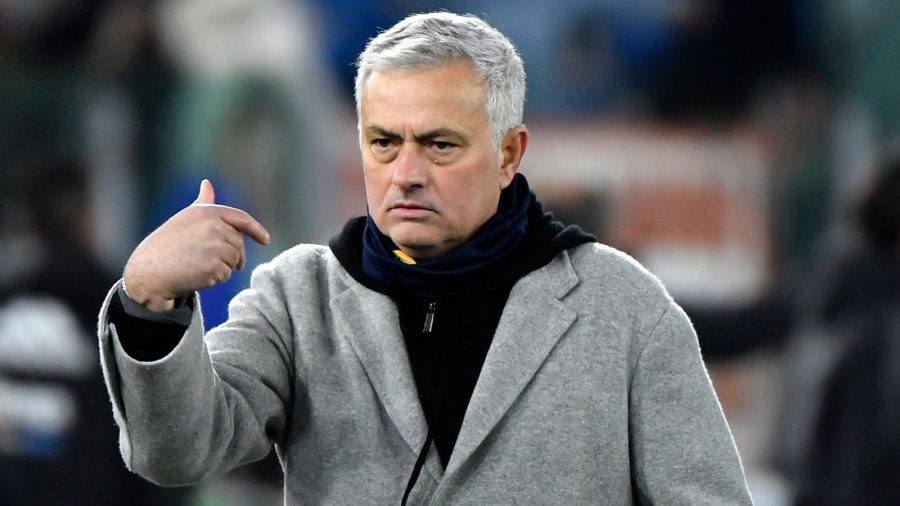 Mourinho nuk e ‘tradhton’ Romën, trajneri refuzon rikthimin në Premier League 