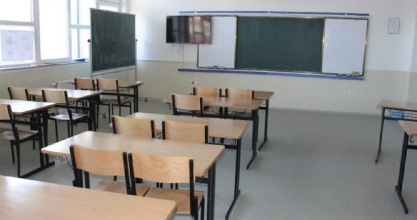 Në 27 shkolla të Kosovës po zhvillohet mësim online, një e mbyllur