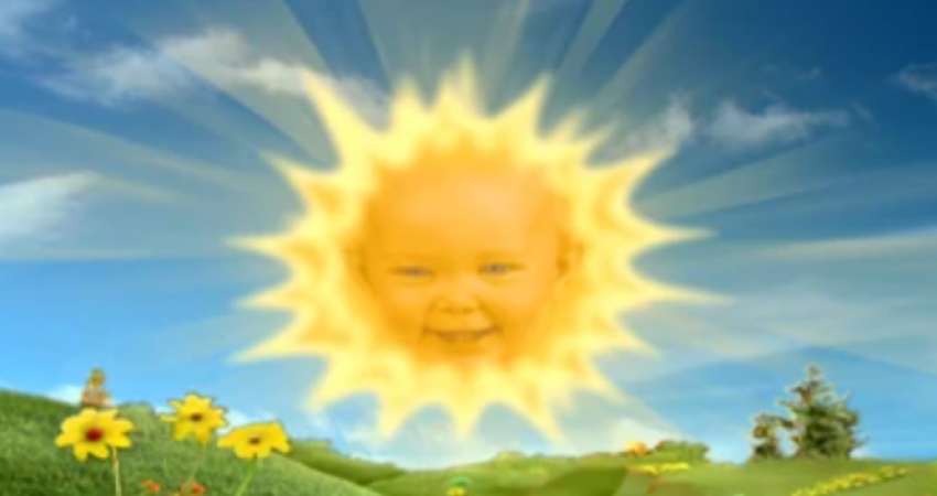 E mbani mend diellin te “Teletubbies”: Kështu duket sot foshnja me buzëqeshjen më të bukur