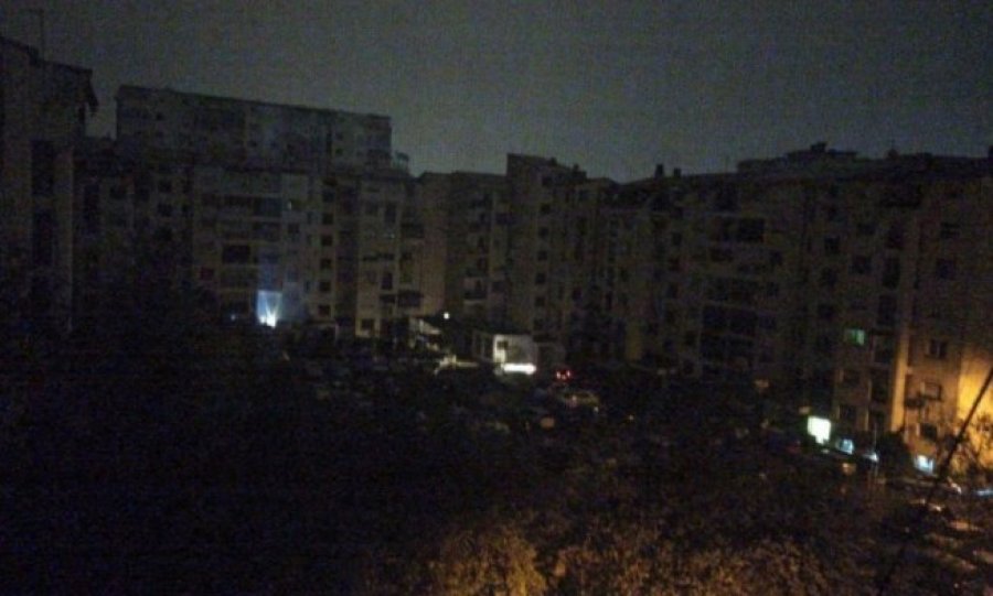 Në pikun e acarit, OST stakon dritat për gjysmën e Tiranës