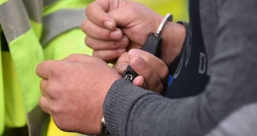 Policia zbulon inskenimin e një grabitjeje, arreston tre të dyshuar në Gjilan