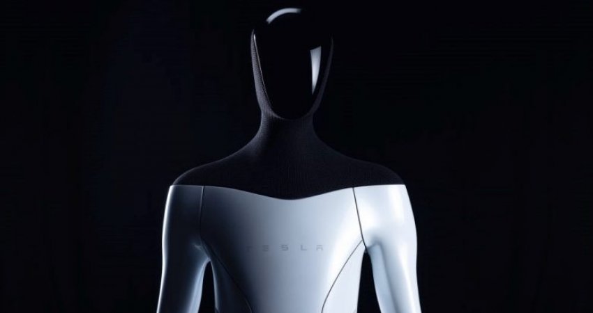 Elon Musk zbulon prioritetin e vitit që ka të bëjë me robotin humanoid