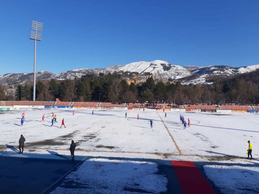 Fitore në dëborë, Teuta mposht Skënderbeun dhe hedh një hap të madh drejt gjysmëfinaleve