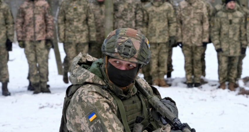 Klitschko: Do të marr mitralozin dhe të nisem në luftë, nëse Rusia sulmon Ukrainën