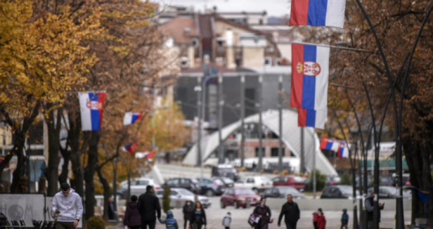 Ekspertët: Kosova dhe Serbia mund të kenë luftë ‘hibride’, jo klasike