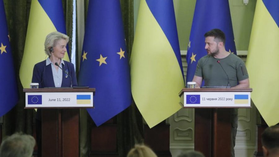 Von der Leyen: Ukraina ka një perspektivë shumë të qartë europiane