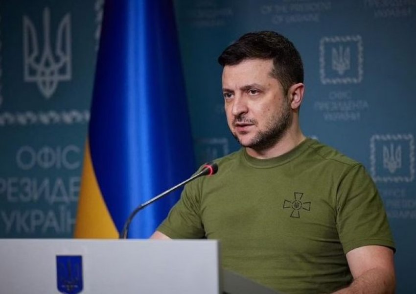 Zelensky: Lufta është larg fundit, por Ukraina duhet rindërtuar