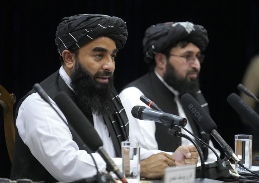 Asambleja e klerikëve afganë i kërkon OKB-së, njohjen e qeverisë talebane 