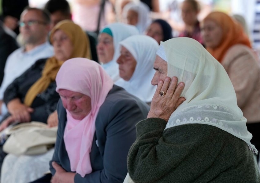 Në Google, ende lajme të rreme për gjenocidin në Srebrenicë