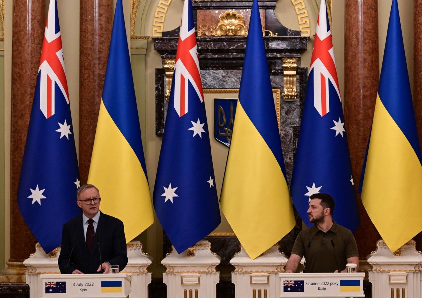 Kryeministri australian viziton Ukrainën, ofron 100 milionë dollarë ndihmë