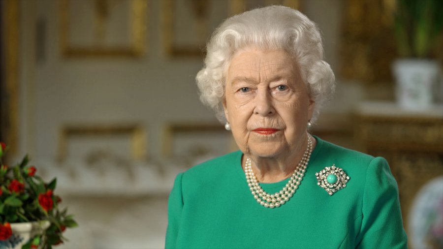 I reduktohen detyrat mbretërore, çfarë po ndodh me shëndetin e Mbretëreshës Elizabeth?