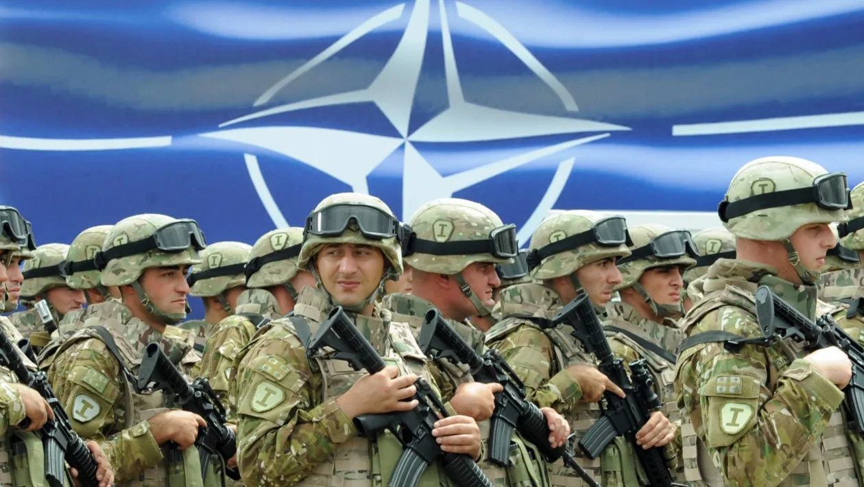 NATO nuk planifikon të ndërtojë baza në Suedi dhe as Finlandë