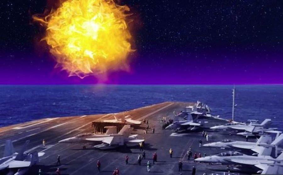 Takimi i UFO-ve me anijen luftarake të marinës amerikane