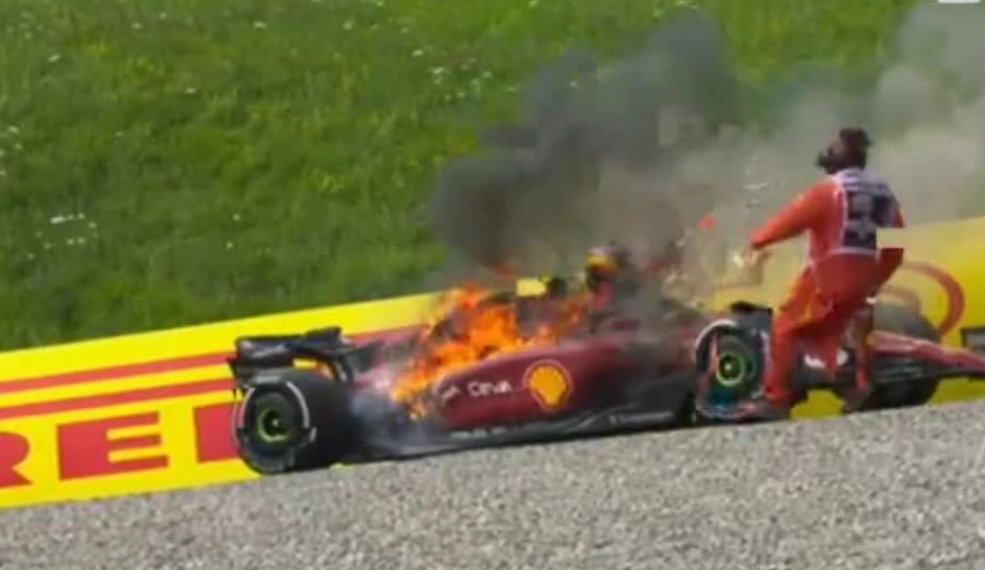 VIDEO/ Momente frike në garën e Formula 1, merr flakë Ferrari i Carlos Sainz