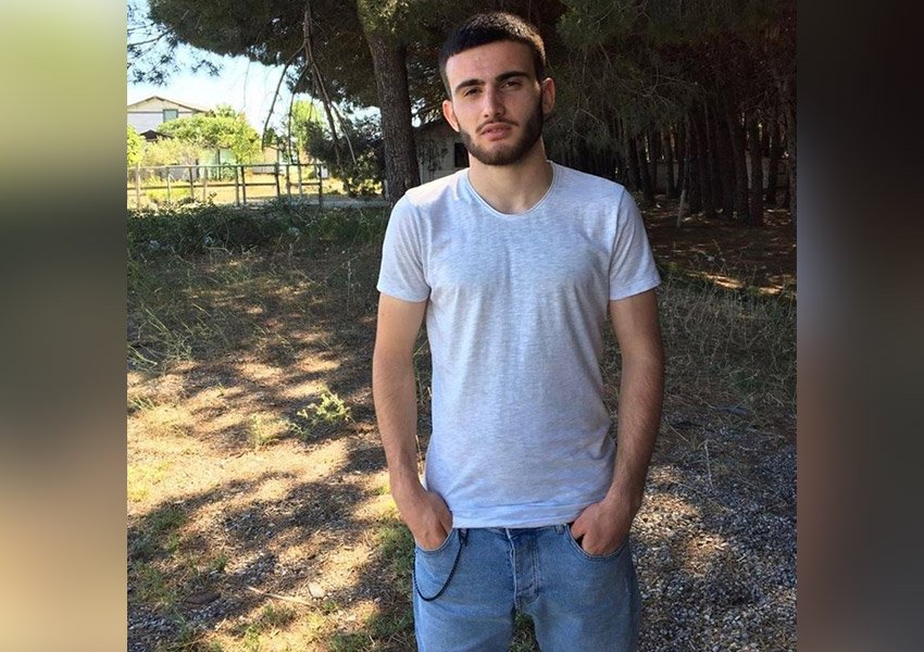 Shpëtoi nga mbytja vëllain e tij dhe shokun 15 vjeç, ky është heroi 18-vjeçar në Durrës