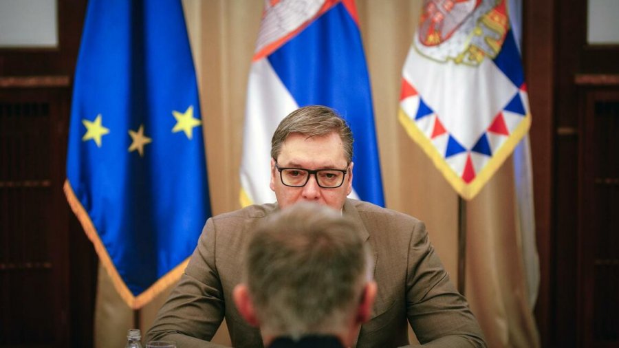 Nuk është ide e mirë të pranohet Serbia në BE