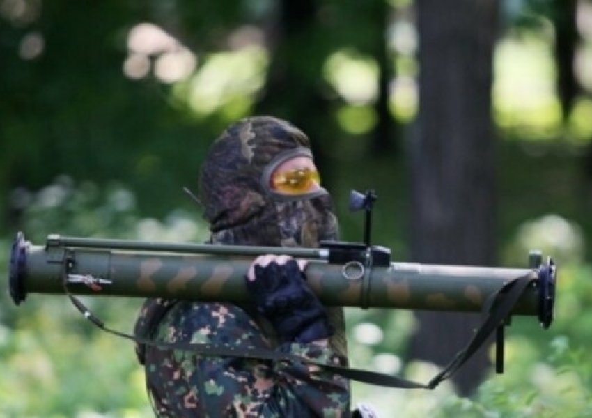 Kievi: Ushtarët ukrainas zmbrapsin rusët nga Donetsk