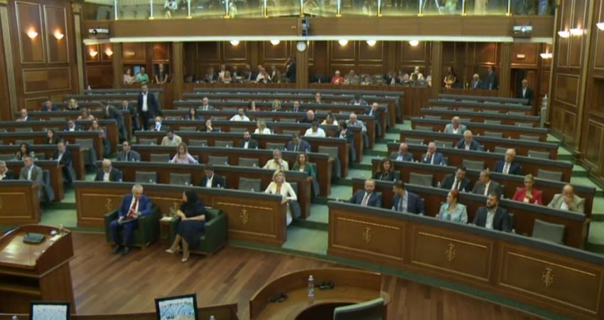 Nis seanca e veçantë e Kuvendit, mysafir special Ilir Meta