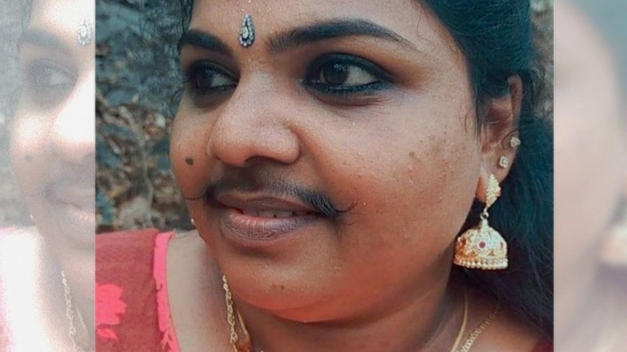 Kerala: Njihuni me gruan indiane që mburret me mustaqet e saj