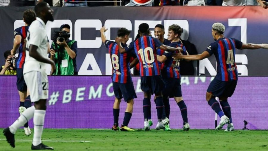 Barcelona triumfon në El Clasicon para-sezonale ndaj Realit, Raphinha shënoi gol të çmendur