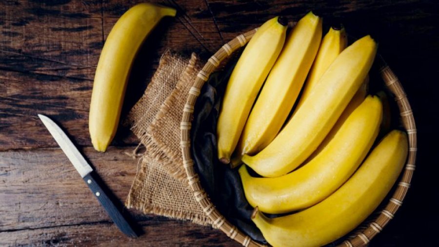 Personat që këshillohen të mos konsumojnë banane