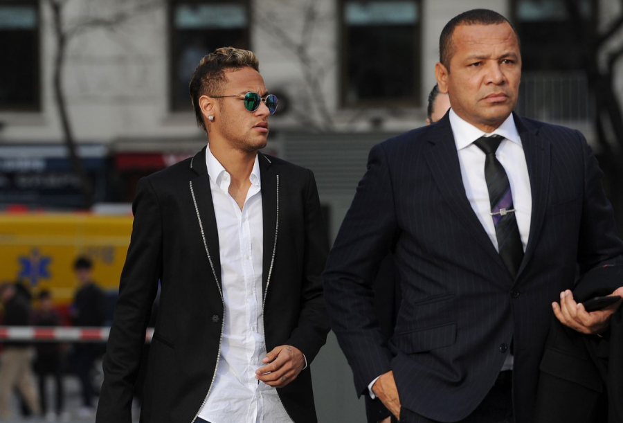 Akuza të rënda, Neymar bashkë me prindërit rrezikojnë burgun