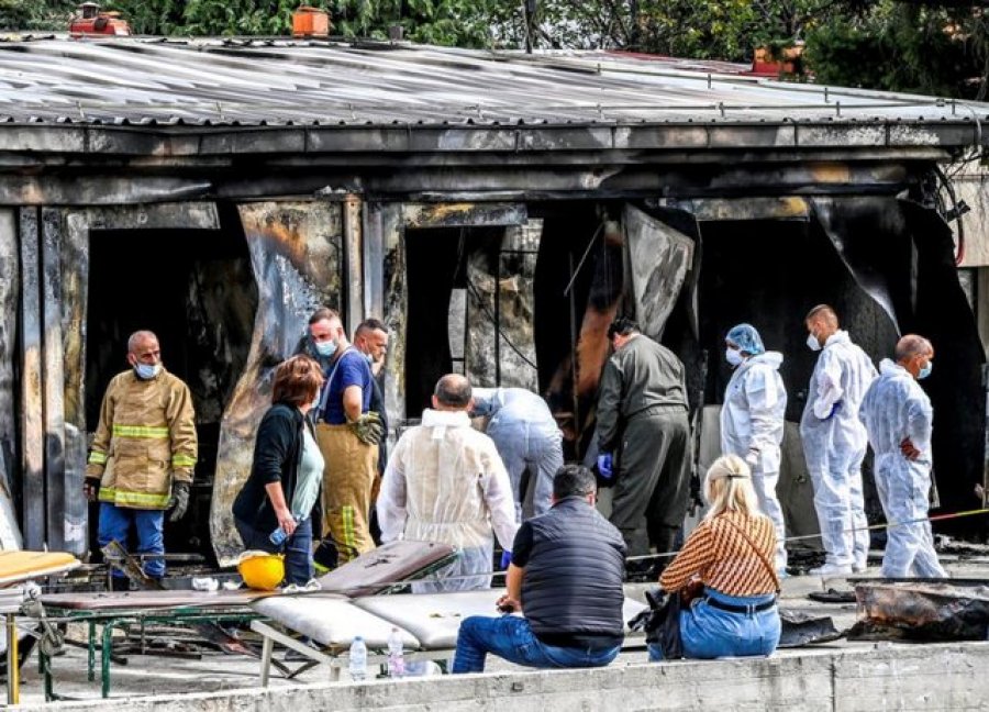 Tre persona dhe spitali do të ndiqen penalisht për zjarrin në spitalin modular në Tetovë ku u dogjën 14 persona