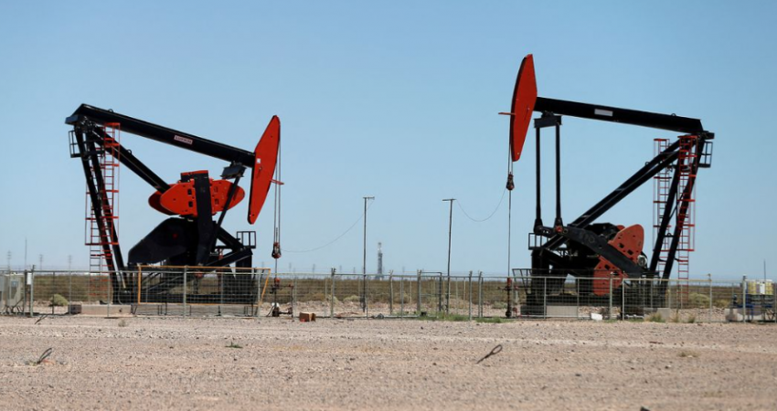 Çmimet e naftës rriten me 4 dollarë për fuçi