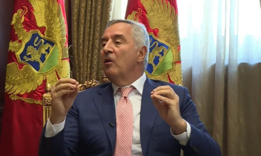 Presidenti malazez paralajmëron kryeministrin Abazoviç: Bie Qeveria nëse bën marrëveshjen me Kishën Serbe