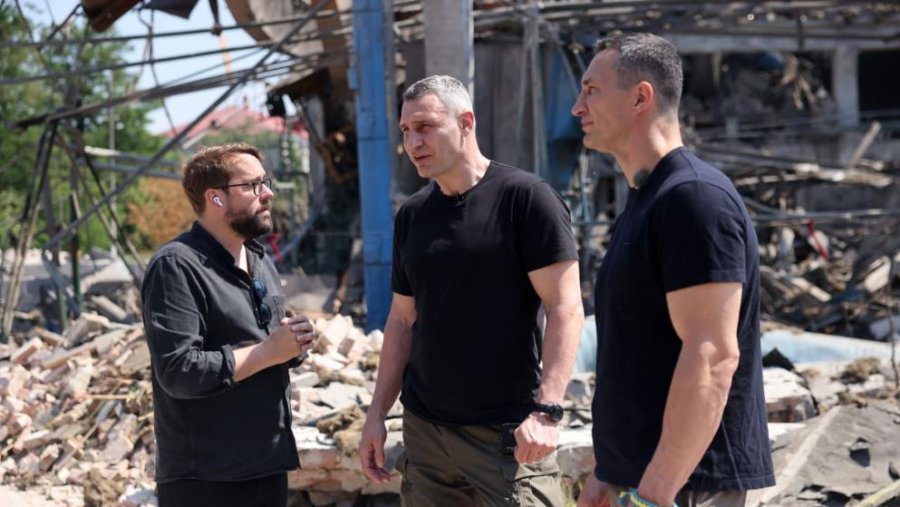 'Kievi është i sigurt tashmë'/ Klitschko thirrje ukrainasve të kthehen në qytet, por nuk mohon rrezikun rus