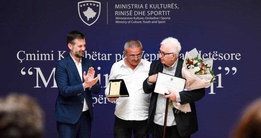 Akademik Rexhep Ferri nderohet me Çmimin Kombëtar për Veprimtari Jetësore “Muslim Mulliqi” për vitin 2021