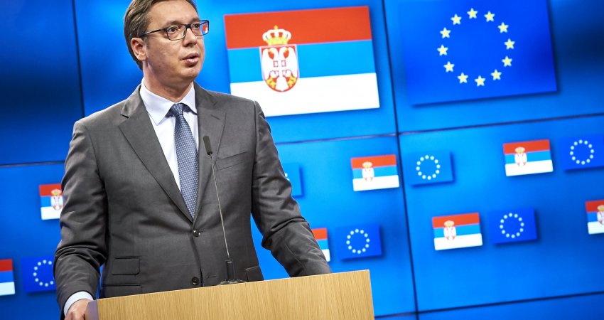 I prishen matematikat Vuçiqit: Tani edhe BE ia kërkon njohjen reciproke me Kosovën
