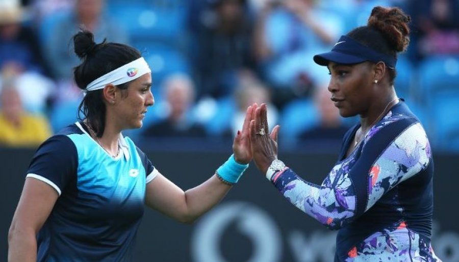 Serena Williams rikthehet në fushën e tenisit pas një viti rikuperim