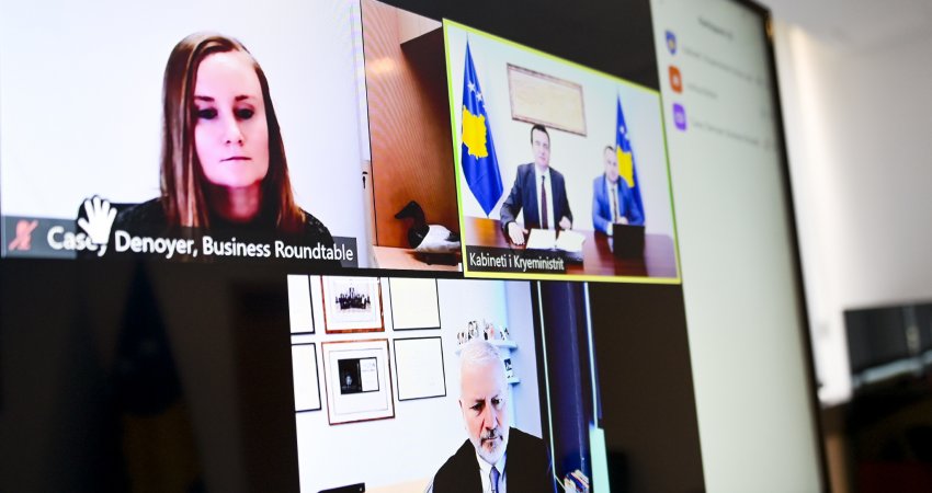 Flasin për investimet në Kosovë, Kurti bisedon me Kryeshefin e Business Roundtable