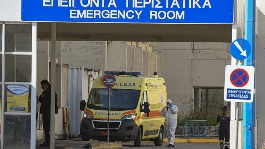 Shifra të larta infektimesh në Greqi, 15 mijë raste të reja dhe 13 viktima në 24 orët e fundit