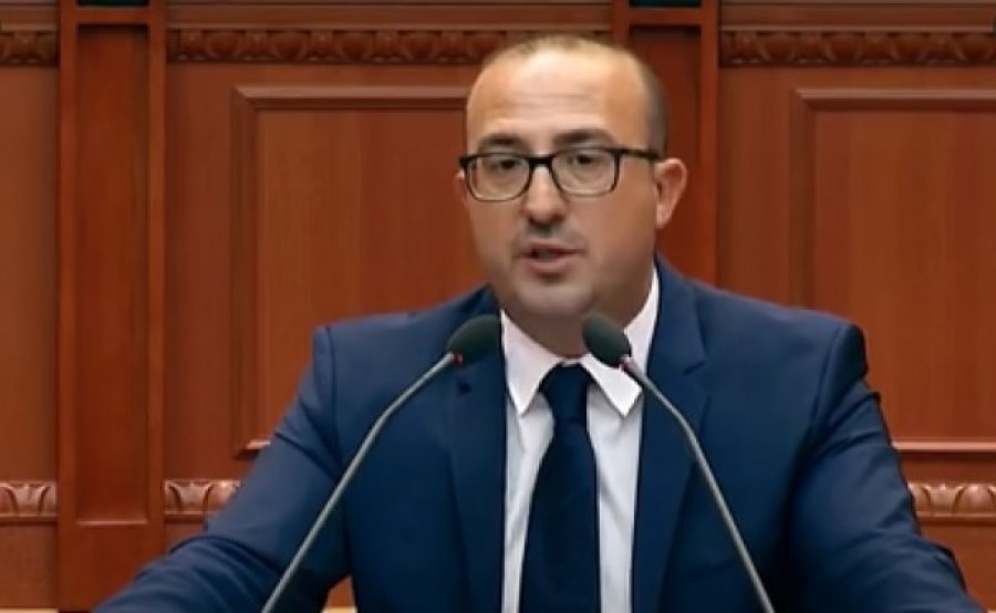 'PS mbledh firmat për të përjashtuar Berishën'/ Korreshi: O hale parlament! Doni të largoni opozitën