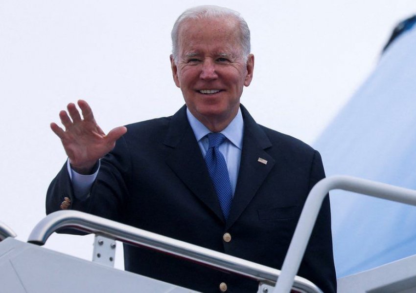 Biden planifikon të rikandidojë në zgjedhjet presidenciale 2024